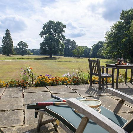 Upper Helmsley Hall 요크 외부 사진